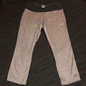 Nike Dri-Fit cropped Leggings